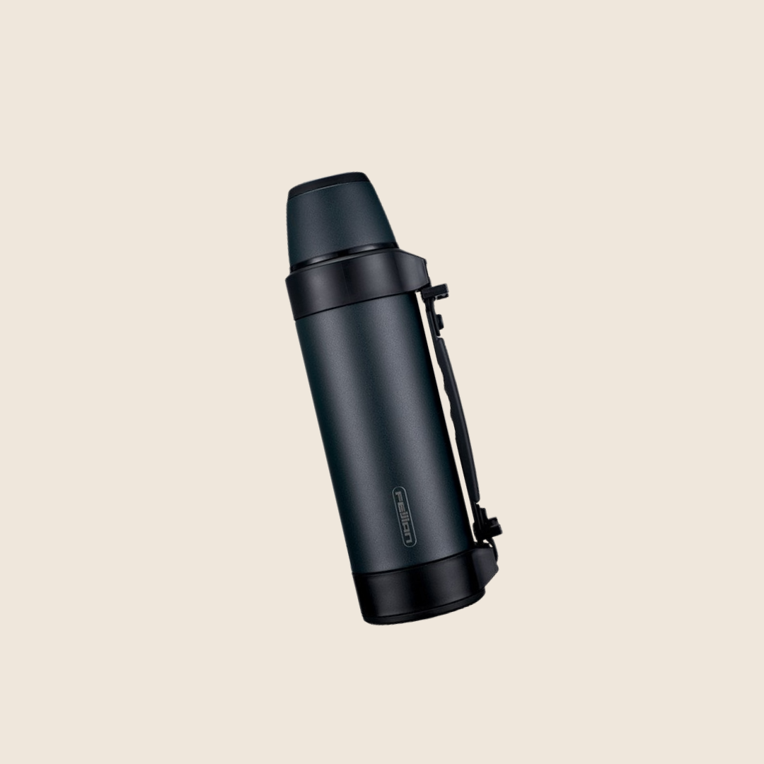 TRAVEL MUG